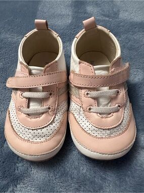🌸 Robeez Leather First Walker Sneakers Pink White 18-24M *